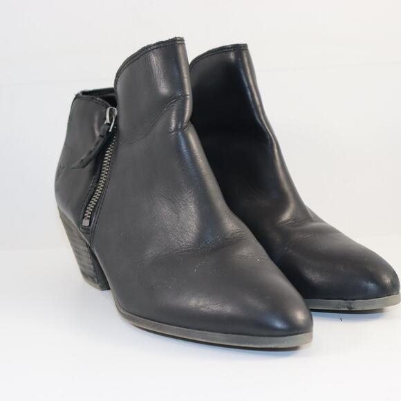 Frye Black Leather Ankle Booties – Size 8 - Picture 1 of 7